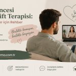 Online Couples Therapy banner: a couple on a sofa watching a therapist on a laptop screen, with Turkish headings about healthy foundations and growth.