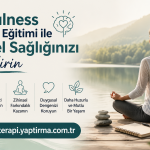Banner promoting mindfulness and mental health with a person meditating by a lake, Turkish headlines and icons for stress relief, focus, mental clarity, emotional balance, and well-being; includes onlineterapi.yaptirma.com.tr URL.